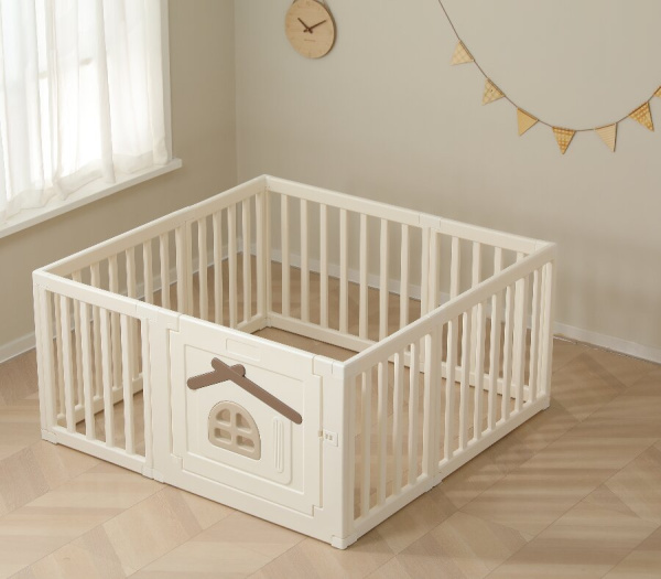 Детский игровой манеж UNIX Kids Classic Tree House 130x130 см Camel